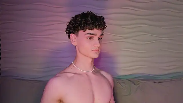 adam 21cm   online show from 09-17-25, 03:24