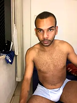 Snapshot of noahmarins chatting on 10-27-25, 01:53 noahmarins online show from 10-27-25, 01:53