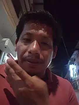 Snapshot of activo202 chatting on 07-05-26, 12:28 activo202 online show from 07-05-26, 12:28