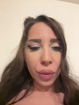 AvaLanne  online show from 02-10-26, 06:01