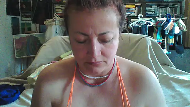 Snapshot of MariaAnaSunshine chatting on 03-19-26, 05:55 MariaAnaSunshine online show from 03-19-26, 05:55
