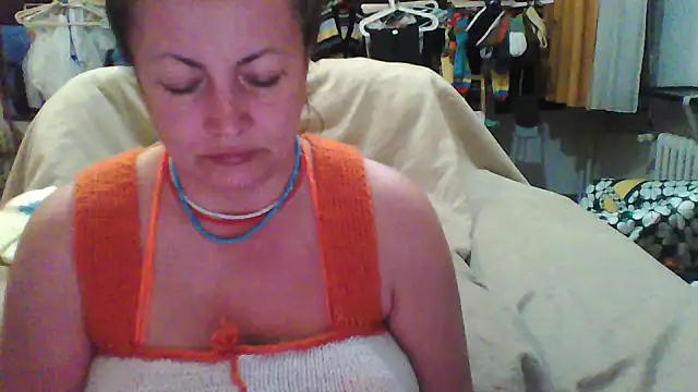 Snapshot of MariaAnaSunshine chatting on 03-19-26, 06:01 MariaAnaSunshine online show from 03-19-26, 06:01