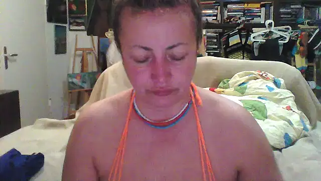 Snapshot of MariaAnaSunshine chatting on 03-20-26, 06:35 MariaAnaSunshine online show from 03-20-26, 06:35
