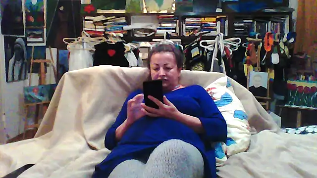 Snapshot of MariaAnaSunshine chatting on 03-26-26, 06:13 MariaAnaSunshine online show from 03-26-26, 06:13