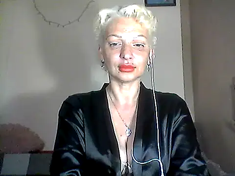 Snapshot of MaryJane441 chatting on 05-30-26, 08:39 MaryJane441 online show from 05-30-26, 08:39