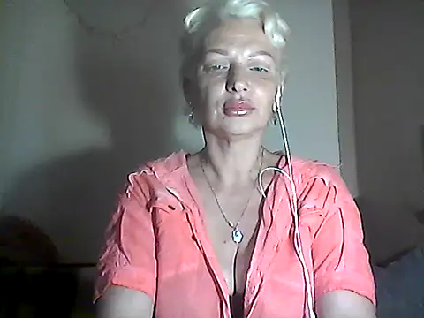 Snapshot of MaryJane441 chatting on 07-04-26, 08:48 MaryJane441 online show from 07-04-26, 08:48