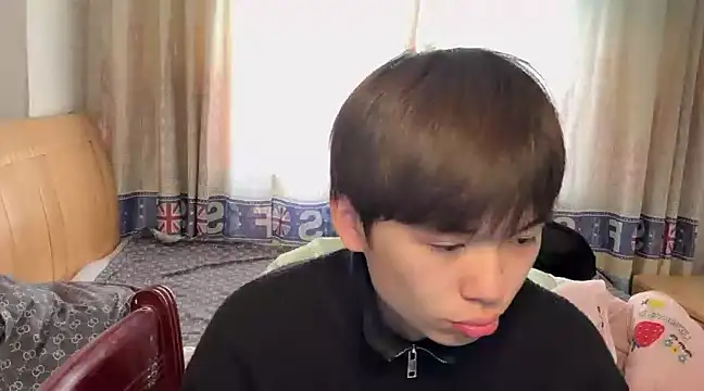 Snapshot of xiaottt1918 chatting on 01-07-25, 05:01 xiaottt1918 online show from 01-07-25, 05:01