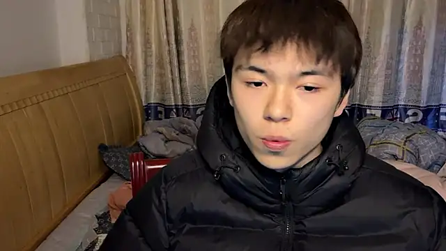 Snapshot of xiaottt1918 chatting on 01-24-25, 11:15 xiaottt1918 online show from 01-24-25, 11:15