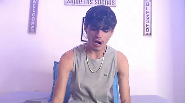 Snapshot of harrytomson_1 chatting on 02-17-25, 02:42 harrytomson 1 online show from 02-17-25, 02:42