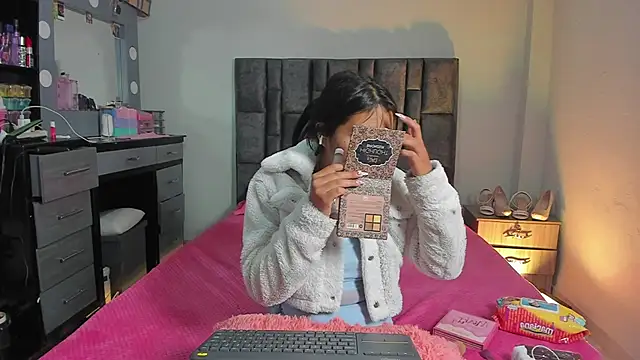 Snapshot of Nalaa_Sc chatting on 11-29-25, 03:09 Nalaa Sc online show from 11-29-25, 03:09