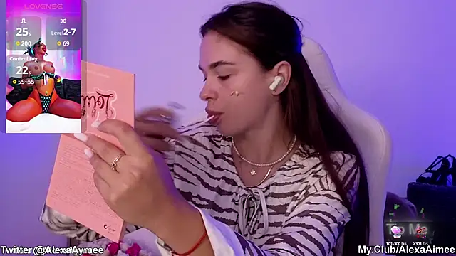 AlexaAimee online show from 09-28-25, 01:11