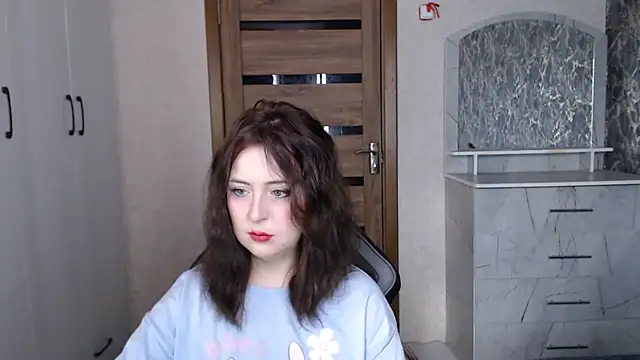 Kristy-Max online show from 11-04-25, 06:45