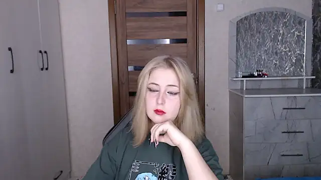 Kristy-Max online show from 01-05-26, 09:07