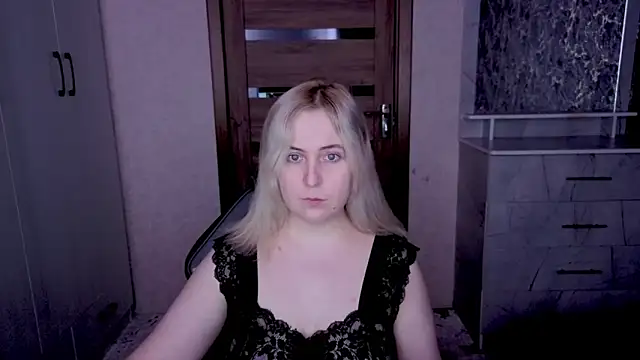 Kristy-Max online show from 03-23-26, 08:57