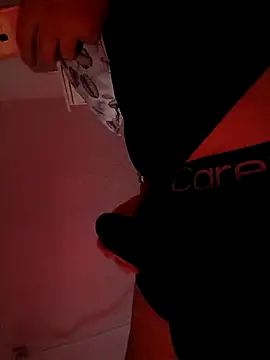 Snapshot of 0777edi chatting on 11-04-25, 04:39 0777edi online show from 11-04-25, 04:39