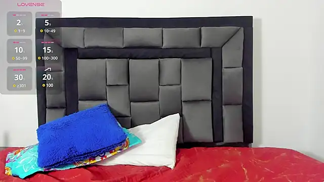 tatiana valencia online show from 12-21-24, 04:14