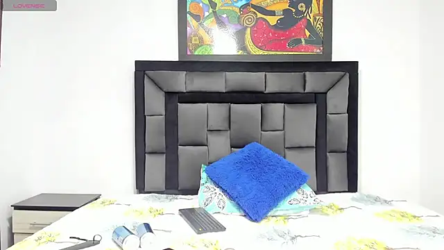 tatiana valencia online show from 01-21-25, 01:00