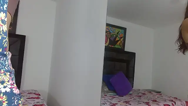 tatiana valencia online show from 02-19-25, 06:43