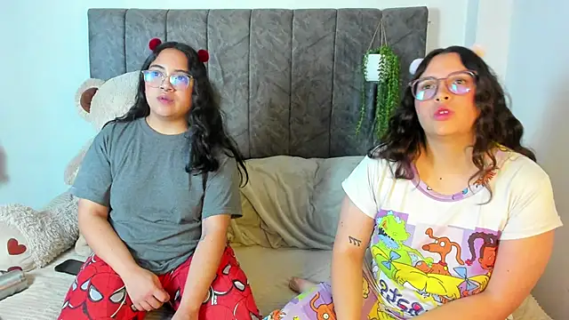 maddie-and-chelsea- online show from 02-18-26, 09:00