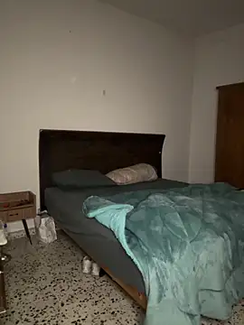 Snapshot of moody1996- chatting on 03-19-25, 02:16 moody1996- online show from 03-19-25, 02:16