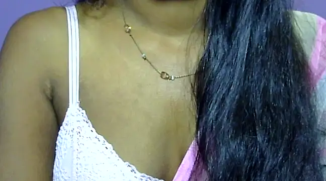 Snapshot of purple_69 chatting on 03-05-25, 12:33 purple 69 online show from 03-05-25, 12:33