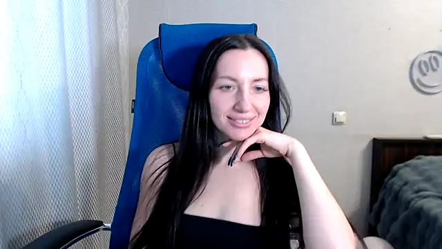 Snapshot of RailyMellow chatting on 12-13-24, 07:58 RailyMellow online show from 12-13-24, 07:58