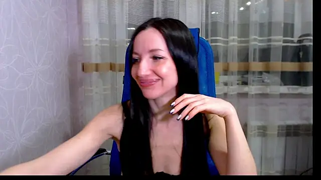 Snapshot of RailyMellow chatting on 01-25-25, 08:42 RailyMellow online show from 01-25-25, 08:42