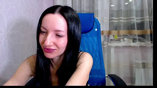 Snapshot of RailyMellow chatting on 02-22-25, 06:41 RailyMellow online show from 02-22-25, 06:41
