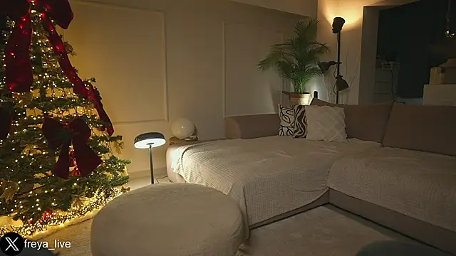 freyacherie online show from 12-17-25, 11:16