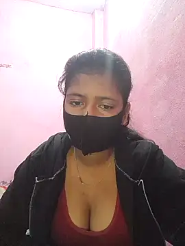 hotdesibb30 online show from 12-19-24, 08:45