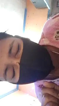 hotdesibb30 online show from 01-08-25, 05:48