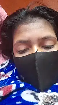 hotdesibb30 online show from 01-18-25, 05:48