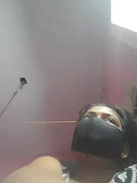 hotdesibb30 online show from 02-18-25, 07:10