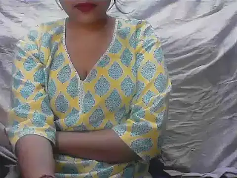 Snapshot of yours_jassi chatting on 03-18-25, 11:08 yours jassi online show from 03-18-25, 11:08