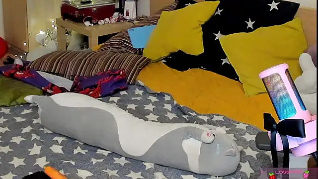 Sunny Elly online show from 03-16-26, 08:35