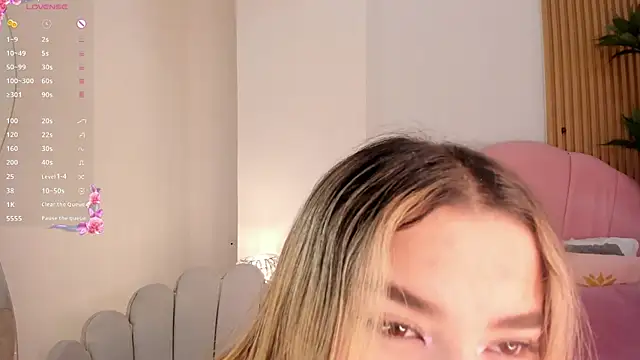 Snapshot of Victoria_vallejo_ chatting on 02-10-26, 11:36 Victoria vallejo online show from 02-10-26, 11:36