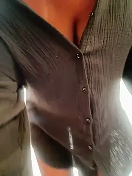 NatiLove35 online show from 12-14-25, 08:09