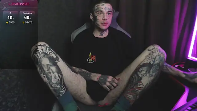 Snapshot of lonelycrystal chatting on 01-10-25, 05:24 lonelycrystal online show from 01-10-25, 05:24