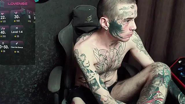 Snapshot of lonelycrystal chatting on 10-01-25, 08:37 lonelycrystal online show from 10-01-25, 08:37