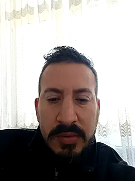 Snapshot of Karizmatikman chatting on 03-17-26, 11:46 Karizmatikman online show from 03-17-26, 11:46