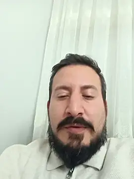 Snapshot of Karizmatikman chatting on 04-16-26, 05:14 Karizmatikman online show from 04-16-26, 05:14