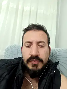 Snapshot of Karizmatikman chatting on 04-19-26, 07:38 Karizmatikman online show from 04-19-26, 07:38
