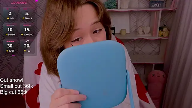 Mary uw online show from 03-25-26, 04:40