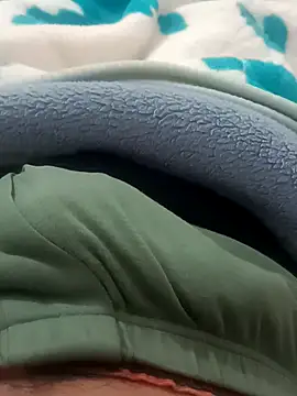 zazaza12ratyuijgg online show from 01-15-26, 03:05