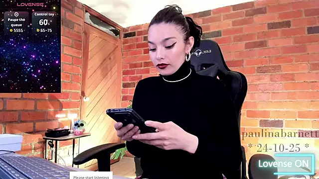 paulinabarnett- online show from 10-25-25, 03:47