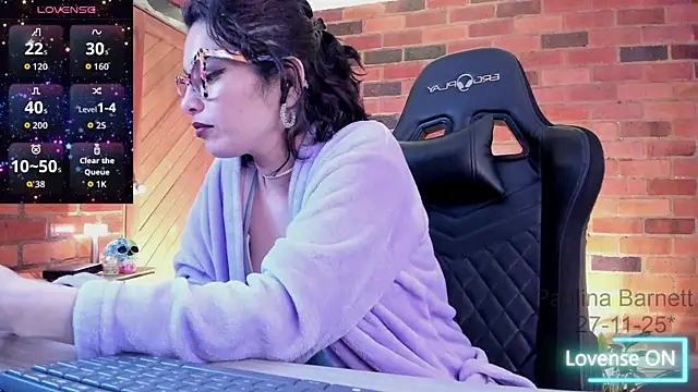 paulinabarnett- online show from 11-27-25, 08:16