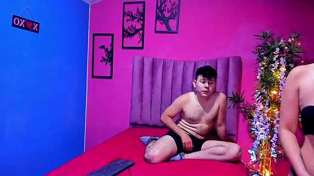 JustiinJazmin online show from 01-06-26, 06:22