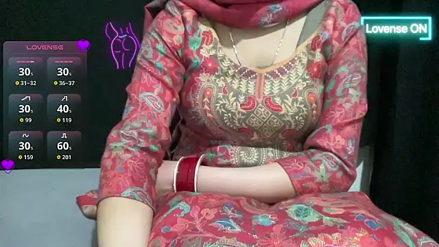 couple horne online show from 03-30-26, 09:16