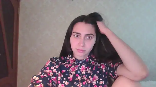 Snapshot of Kashtanka_ chatting on 06-21-26, 11:35 Kashtanka online show from 06-21-26, 11:35
