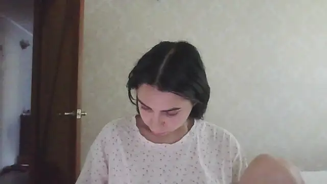 Snapshot of Kashtanka_ chatting on 07-13-26, 01:03 Kashtanka online show from 07-13-26, 01:03